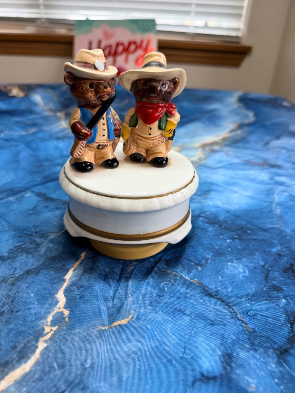 Otigirl Bears Vintage Music Box